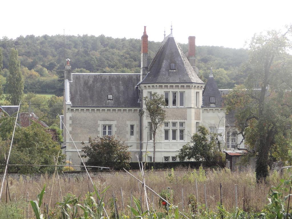 La Tourelle Des Echelles Bed and Breakfast Lésigny Exteriör bild